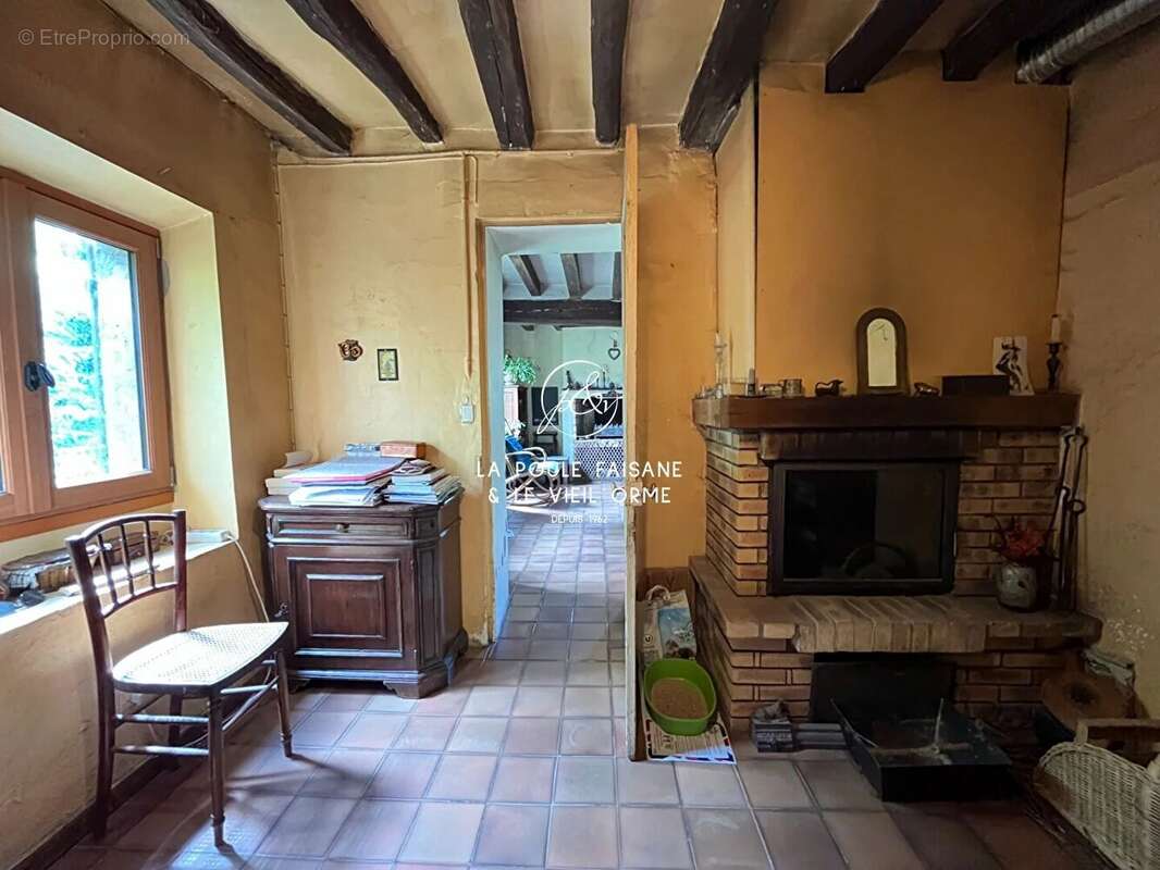 Maison à POIGNY-LA-FORET