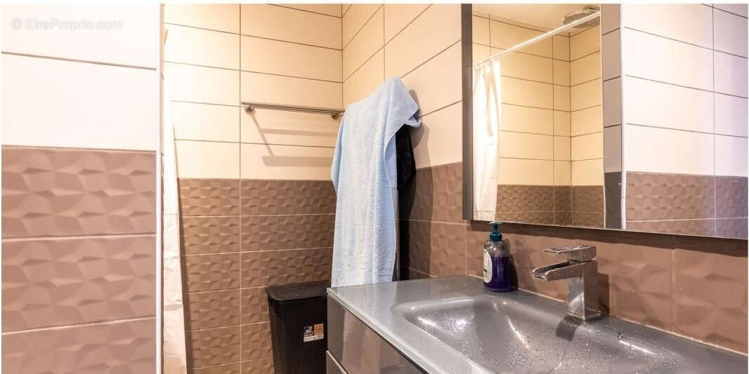 Appartement à SAINT-PAUL-SUR-ISERE