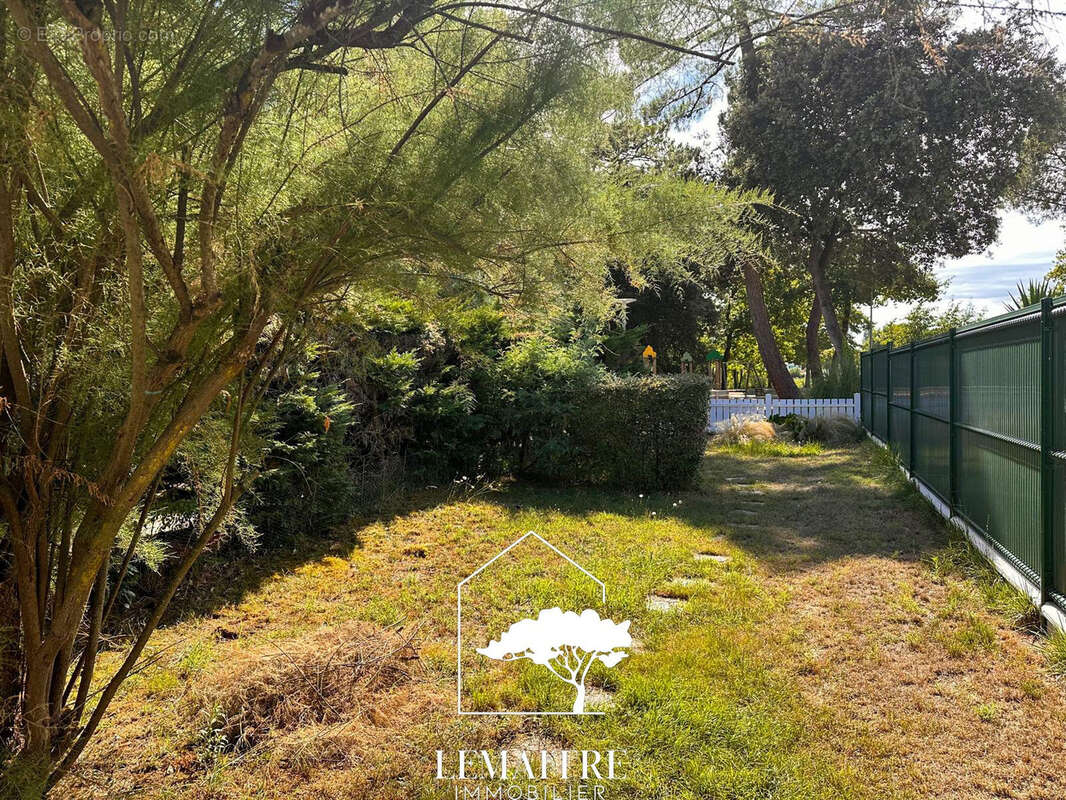 Maison à LES MATHES