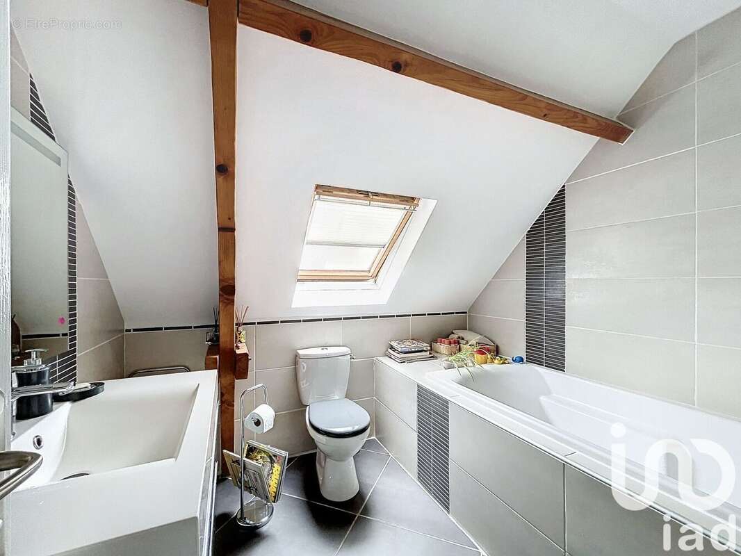 Photo 8 - Maison à PONTAULT-COMBAULT