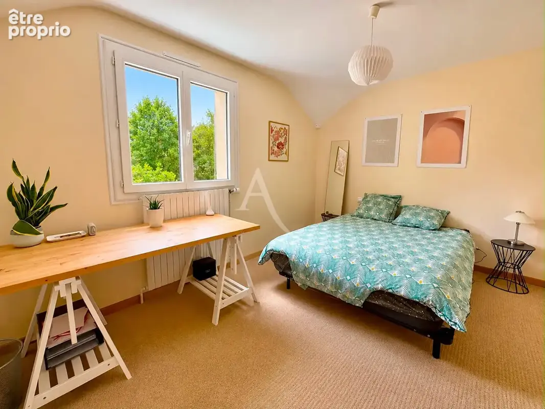 Maison 6 chambres avec sous-sol et dépendance - photo 7