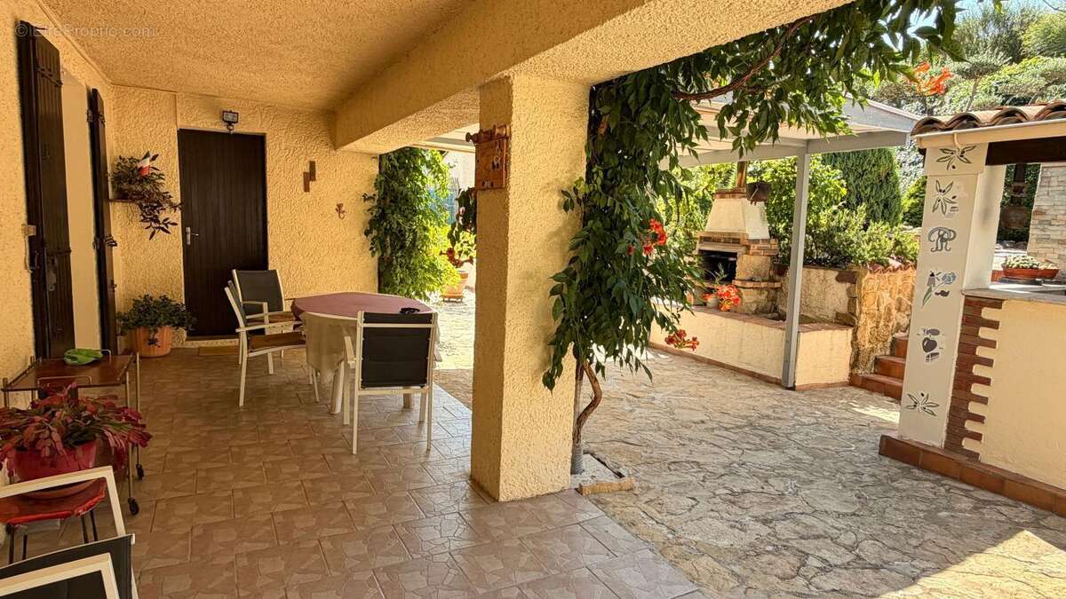 Maison à VAISON-LA-ROMAINE