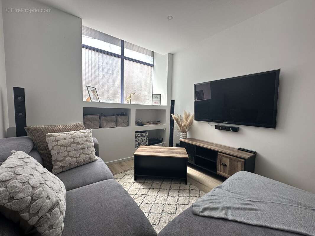 Appartement à BEAUJEU