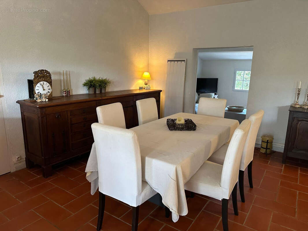 Maison de plain-pied  avec piscine chauffée et espace indépendant - photo 3