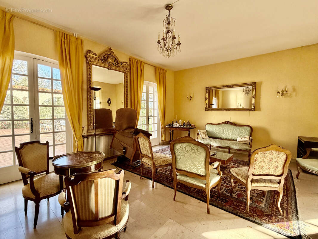 Maison à LABASTIDE-D'ANJOU