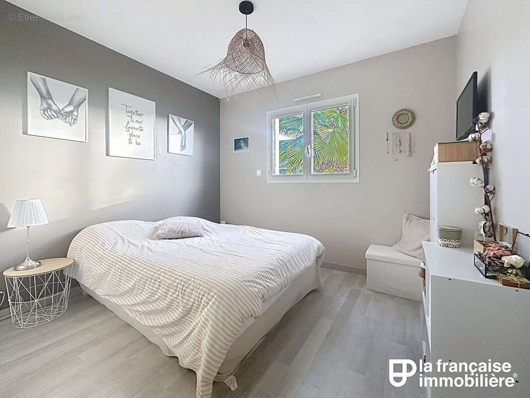 Maison à PIRE-SUR-SEICHE