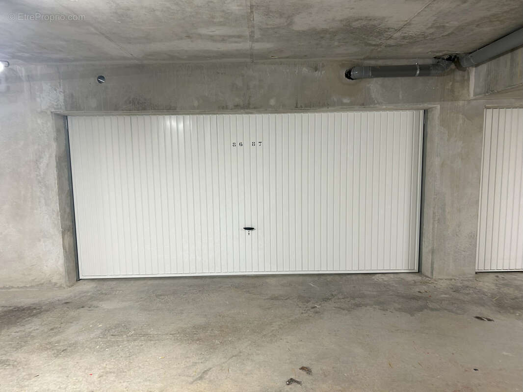 Appartement à CRUSEILLES