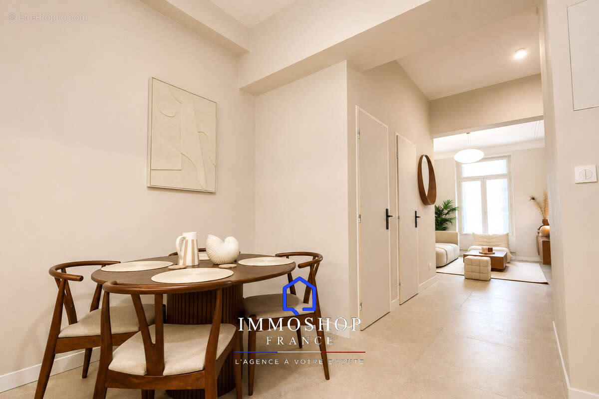 Appartement - 75,46 m2 - 4 pièces - 13006 Castellane - photo 7