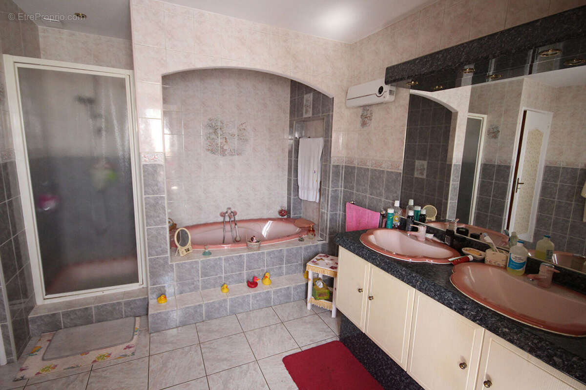 Maison à SAINT-MARTIN-LONGUEAU