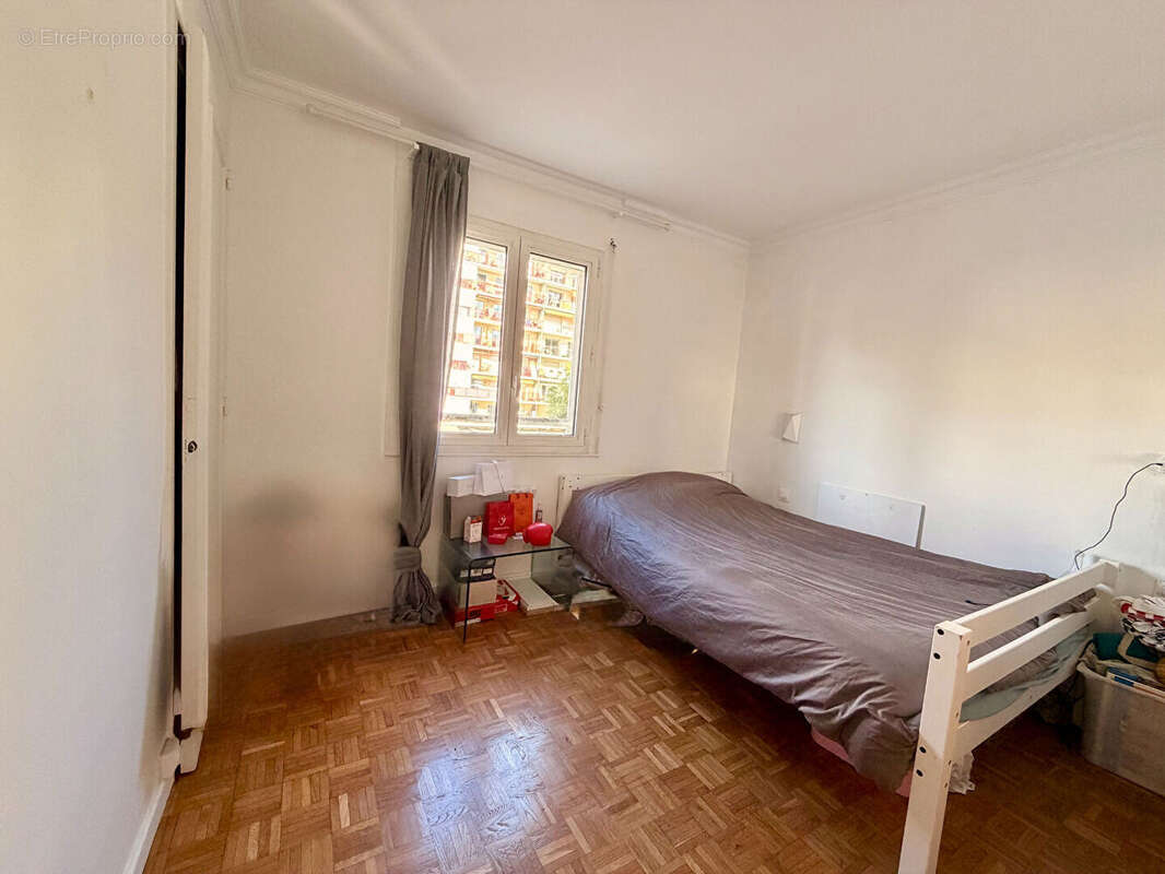 Appartement à MARSEILLE-7E