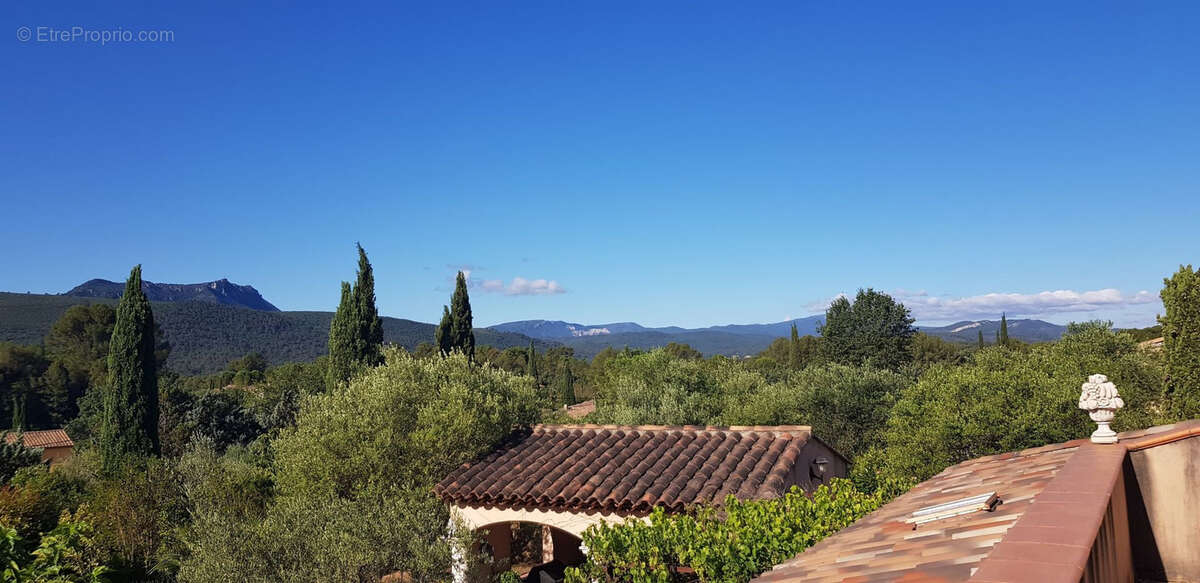 Maison 256 m2 - 5 chambres avec Piscine/ Pool house - BRIGNOLES - photo 21