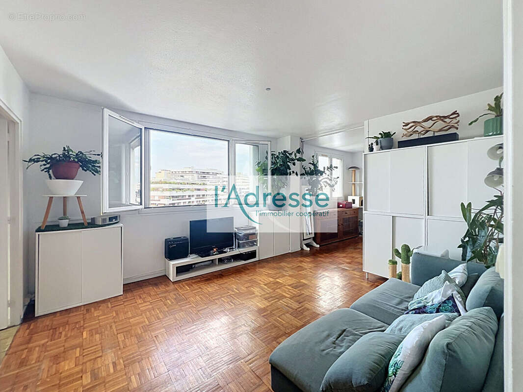 Appartement à PARIS-12E