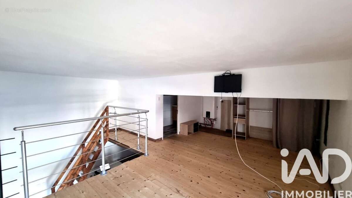 Photo 8 - Appartement à CHATEAURENARD