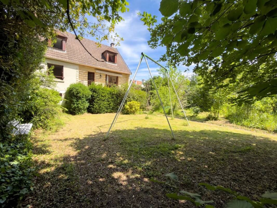 Maison à LES PAVILLONS-SOUS-BOIS