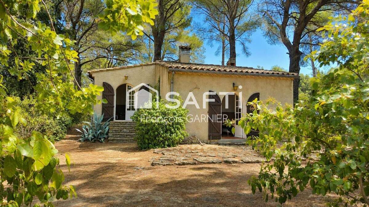 Maison 44 m² à Le Beausset  - photo 2