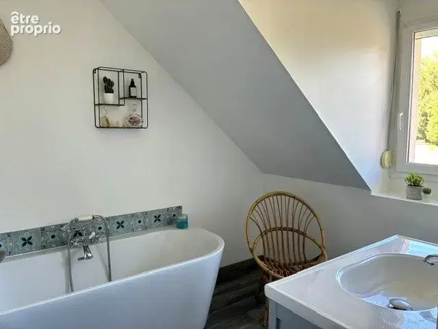 Maison 6 pièces 121 m² à vendre à Saint-Aubin-D'aubigne (35250) - photo 7