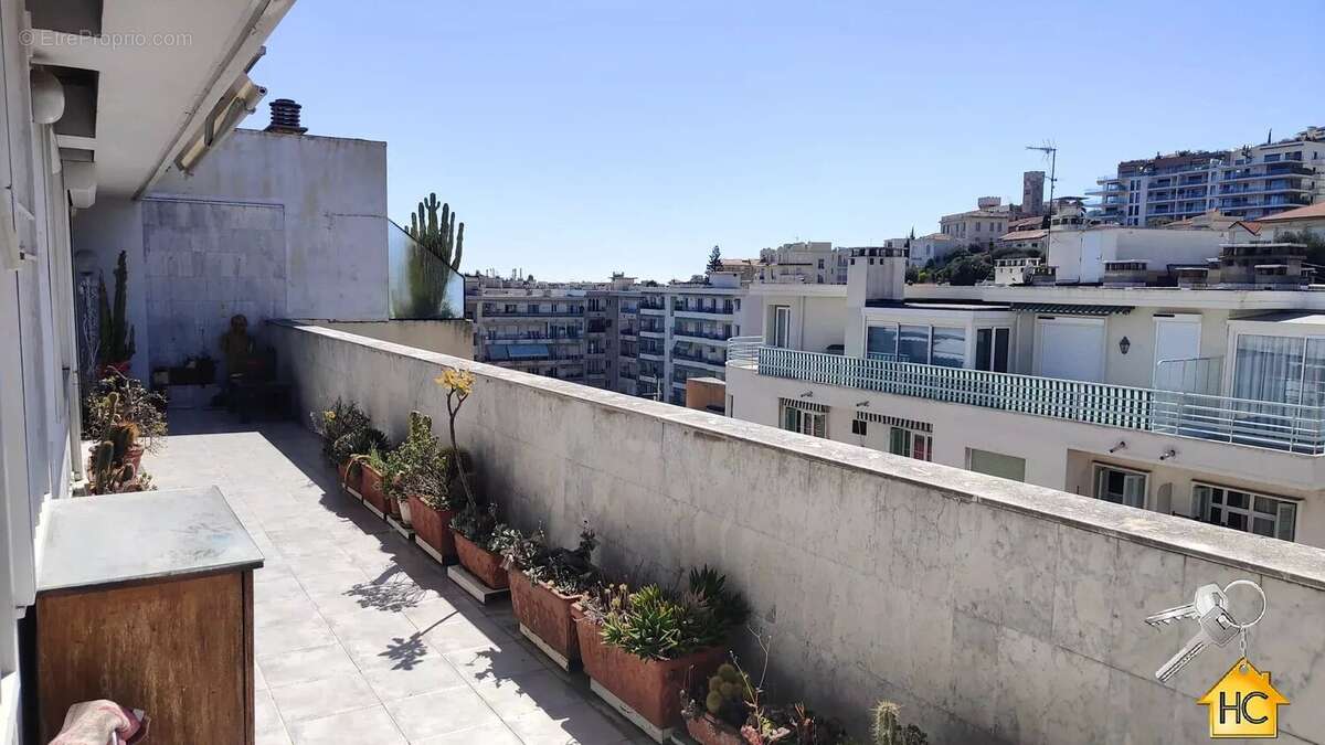 Appartement à NICE