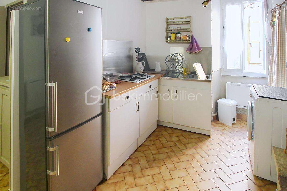 Appartement à SAINT-JEAN-DU-BRUEL