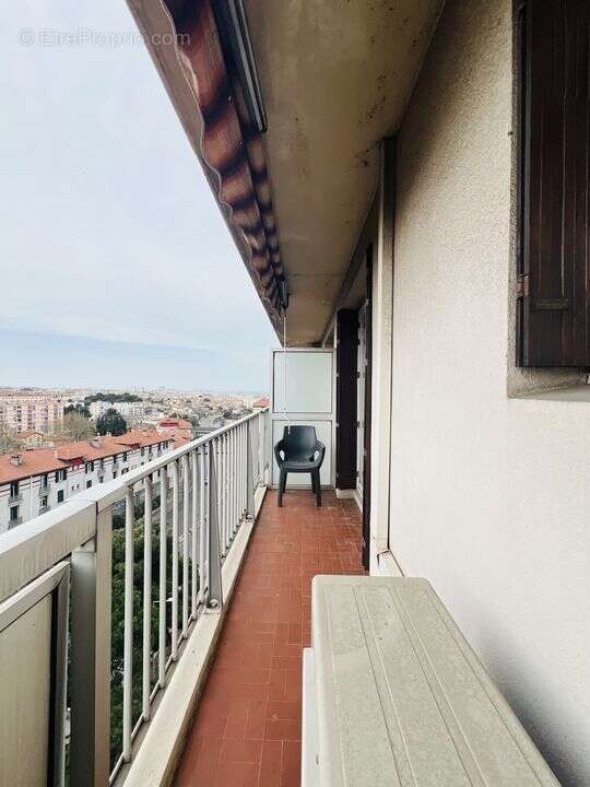 Appartement à MARSEILLE-13E