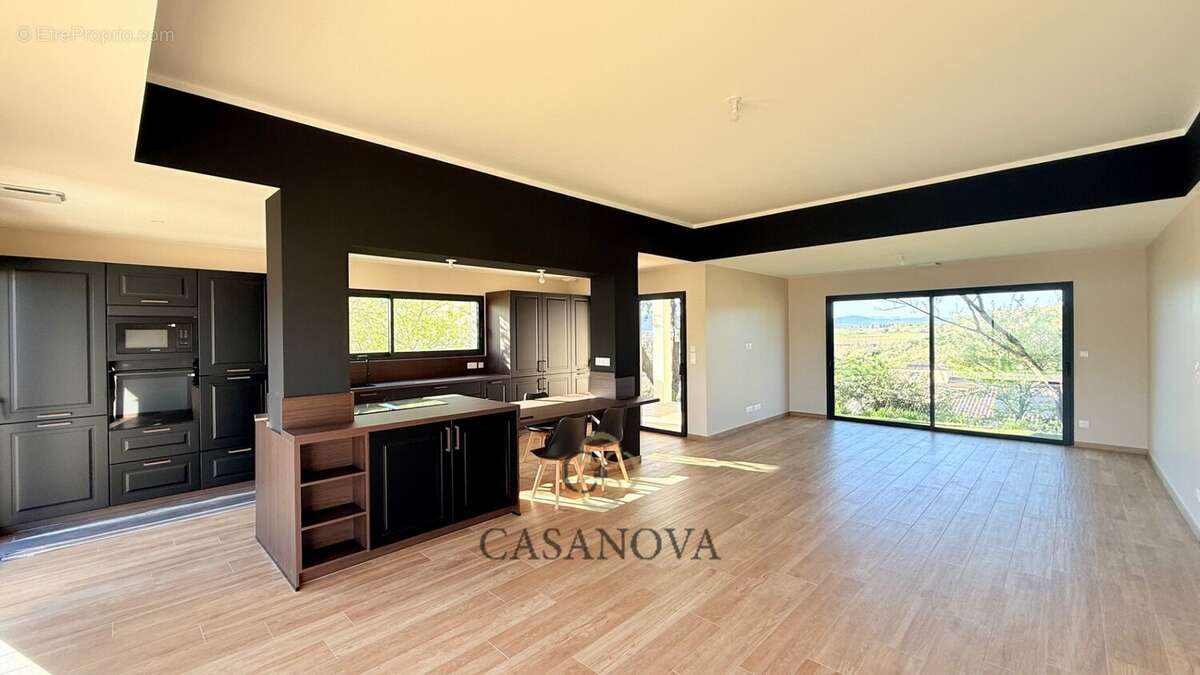 Villa contemporaine neuve avec piscine lagon et vue campagne à Magalas - photo 8