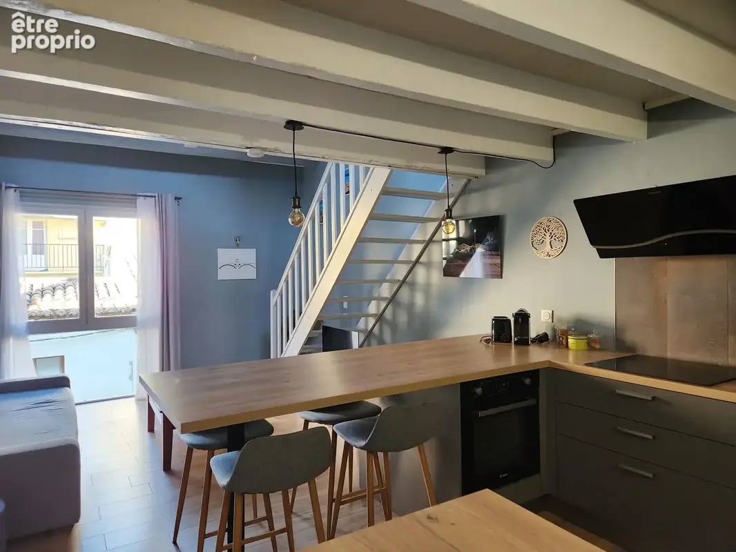 Magnifique T2 rénové vendu meublé et équipé - photo 3
