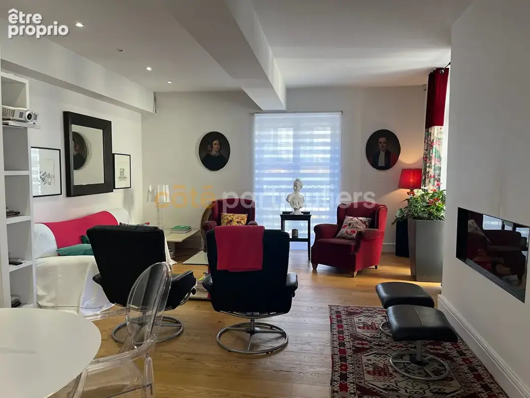 Immeuble Agen 10 pièce(s) 253.9 m2 - photo 8