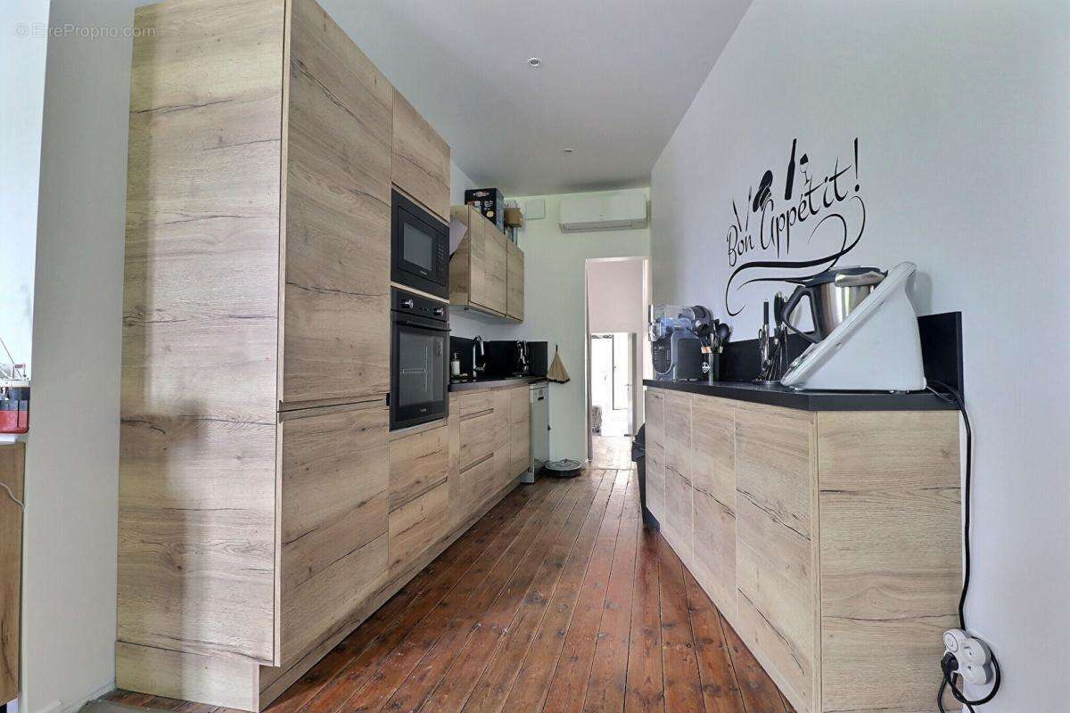 Appartement à VALREAS