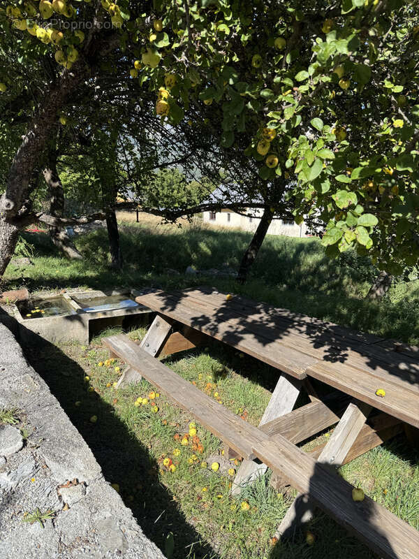 Maison à UVERNET-FOURS