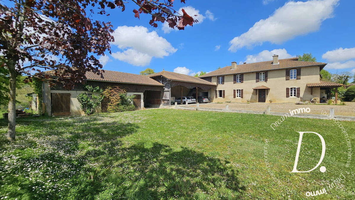 Maison à CASTELNAU-MAGNOAC