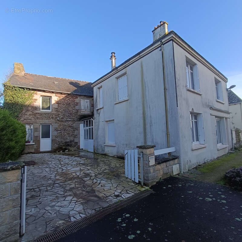 Maison à SAINT-BRIEUC-DE-MAURON