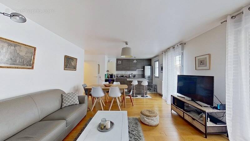 Appartement à MAISONS-ALFORT