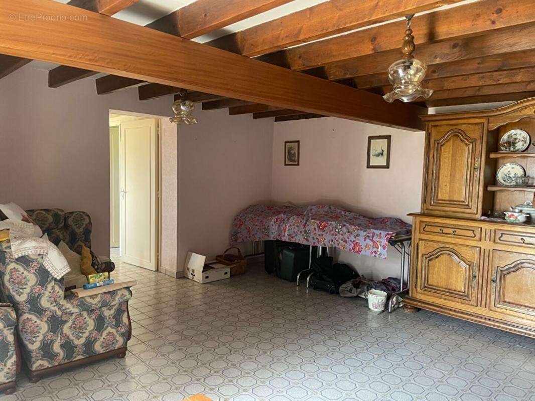 Maison à SAINT-GONDON