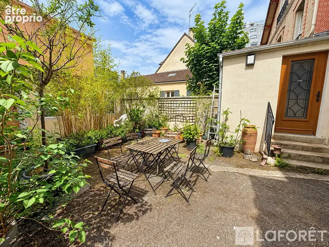 Photo Appartement à Asnieres-Sur-Seine au prix de 276 000€