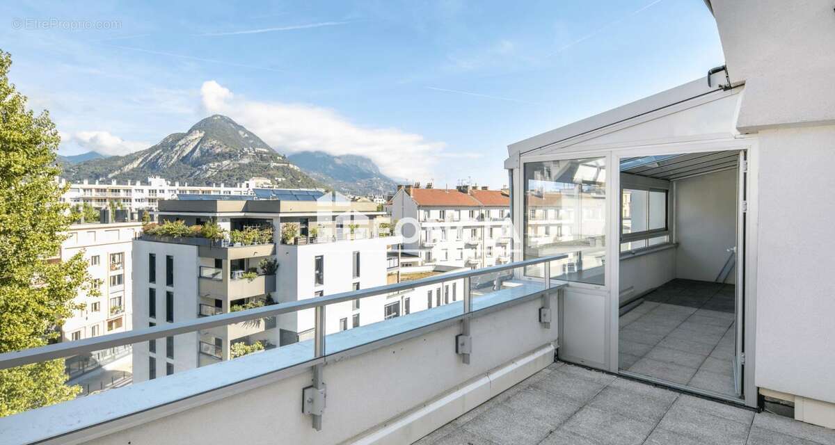 Appartement à GRENOBLE