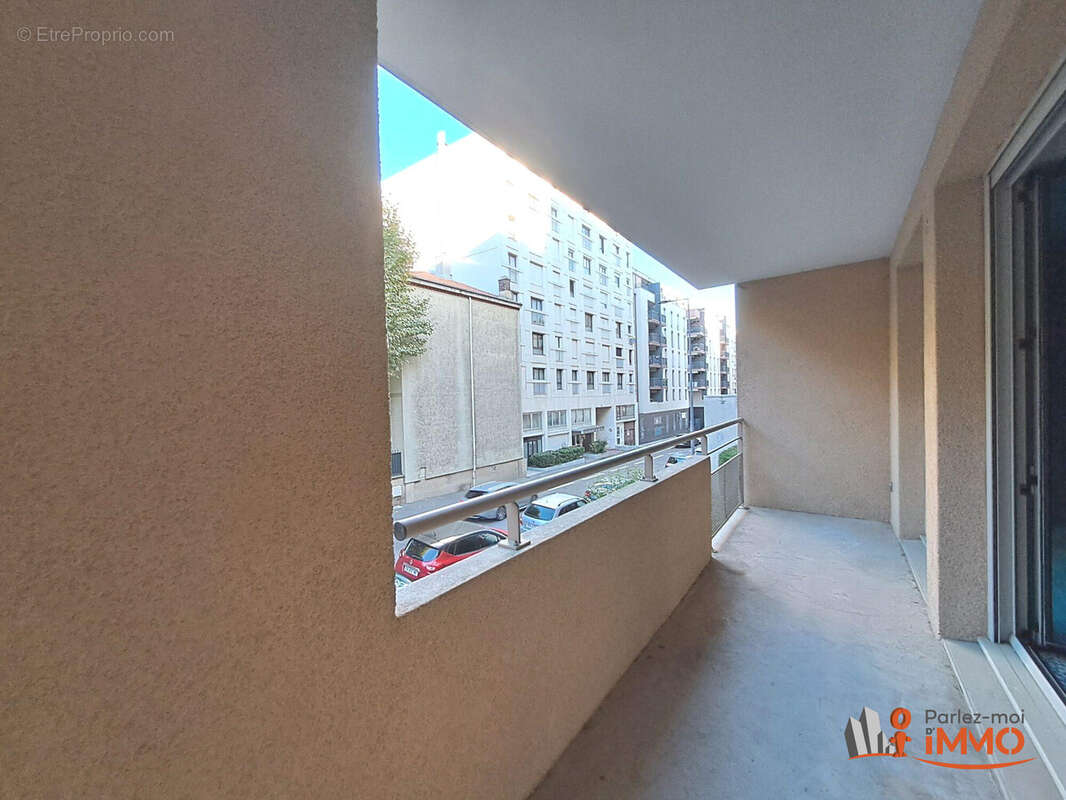Appartement à SAINT-ETIENNE