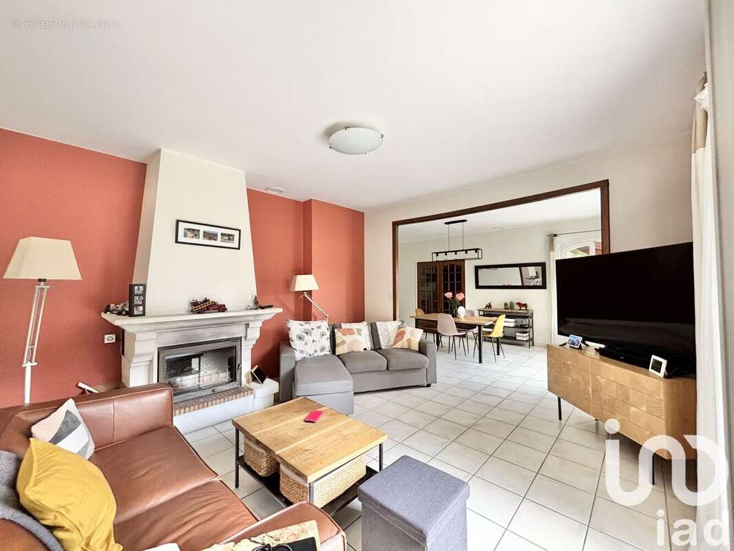 Photo 3 - Maison à IZON