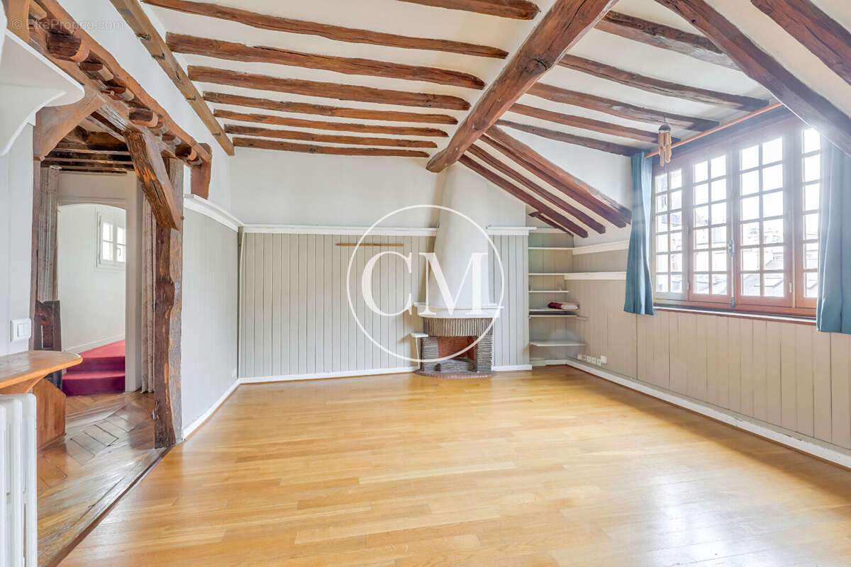 Appartement à VERSAILLES