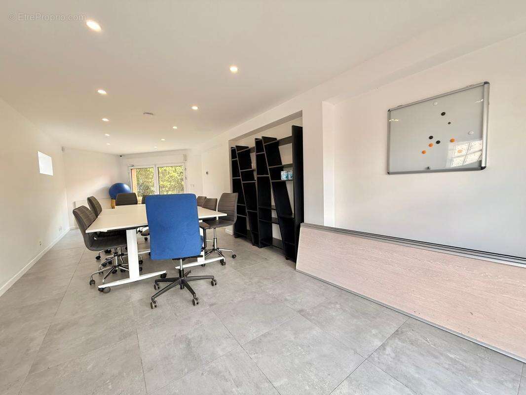 Maison familiale 7 chambres – Dépendance de 33 m² – Jardin clos - photo 15