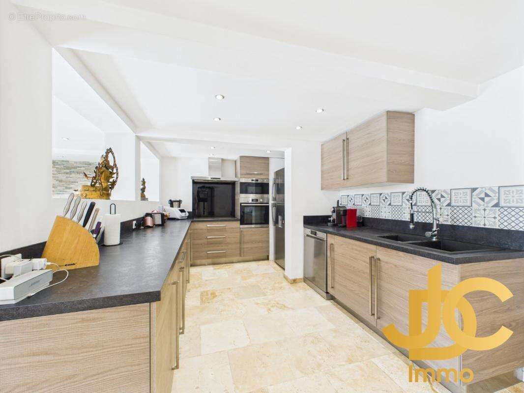 Maison à GRASSE