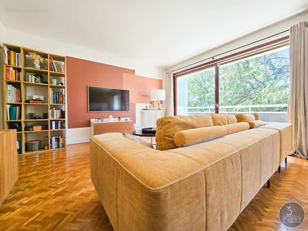 Appartement à FONTENAY-SOUS-BOIS