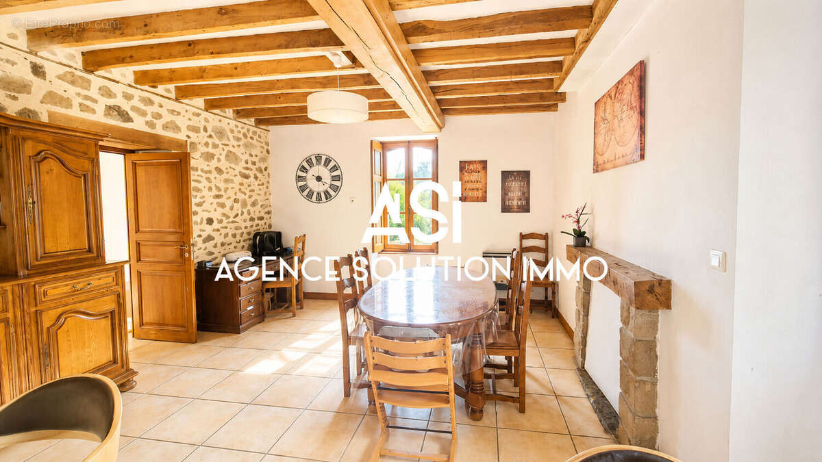 Maison à ANDOUILLE
