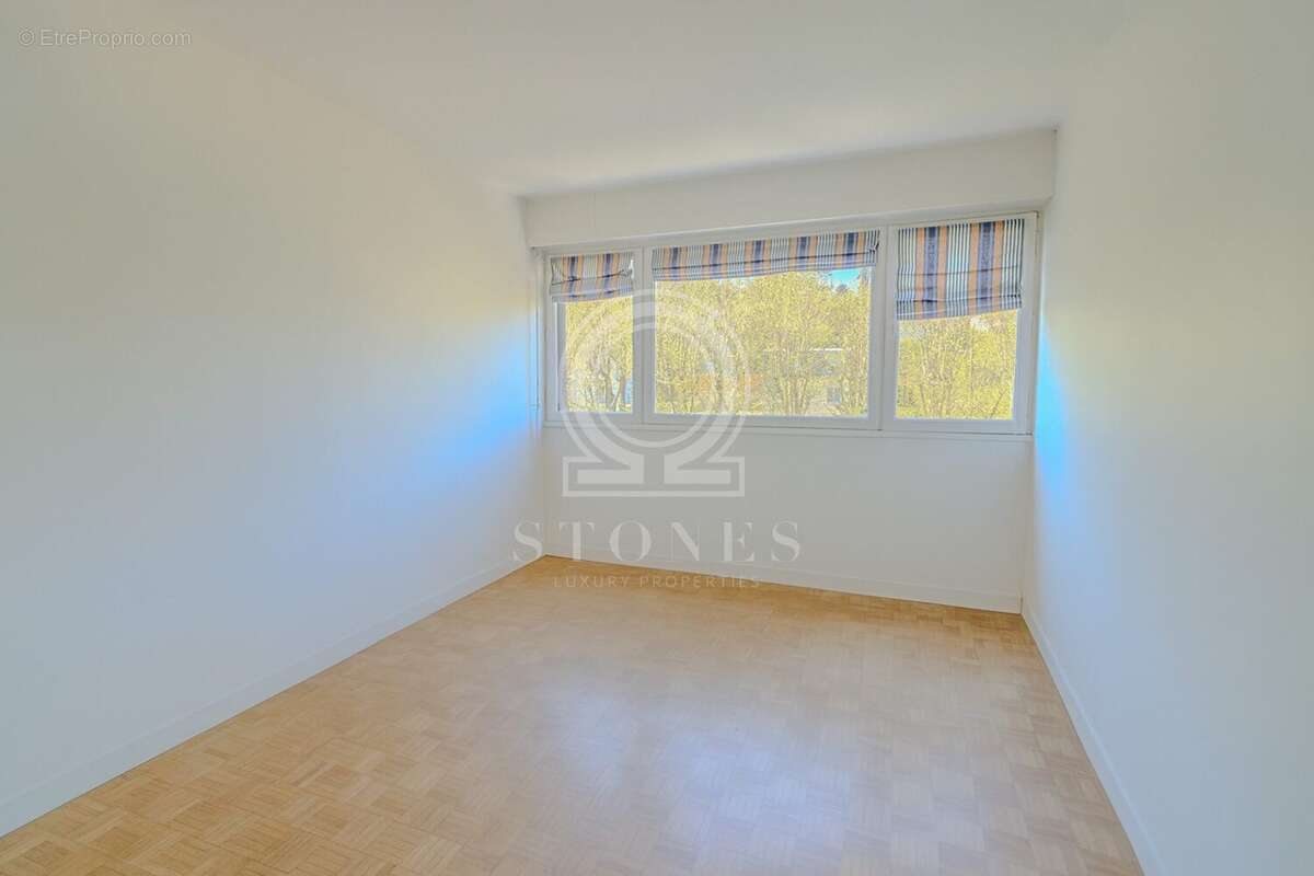 Appartement à BOUGIVAL