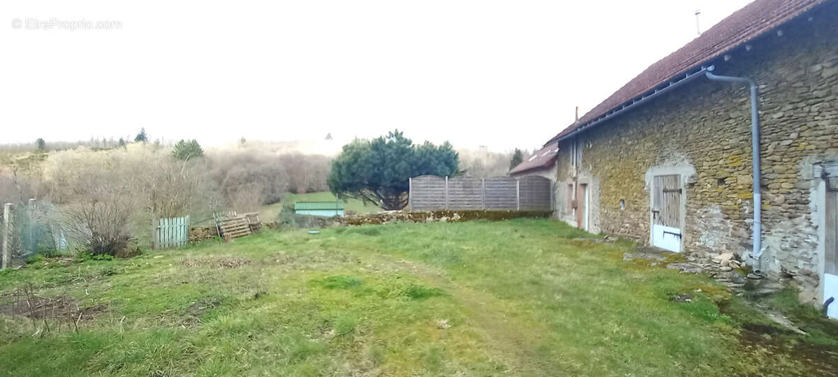 Maison à SAINT-DIZIER-LEYRENNE