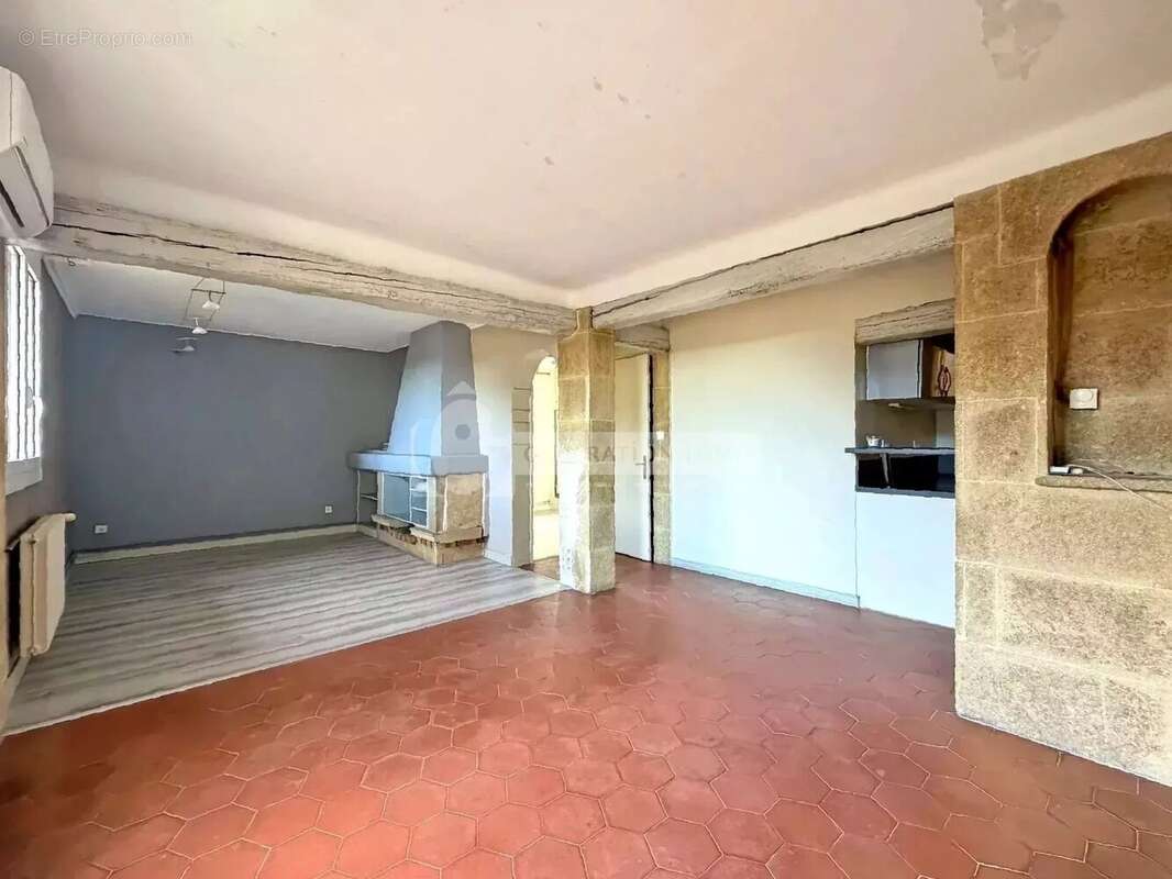 Appartement à ARLES
