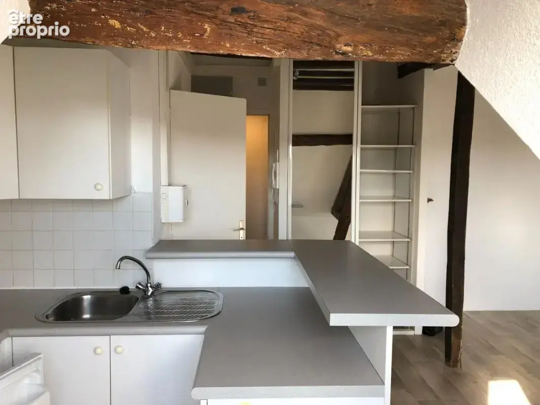 Centre ville - Studio (loué) - photo 2