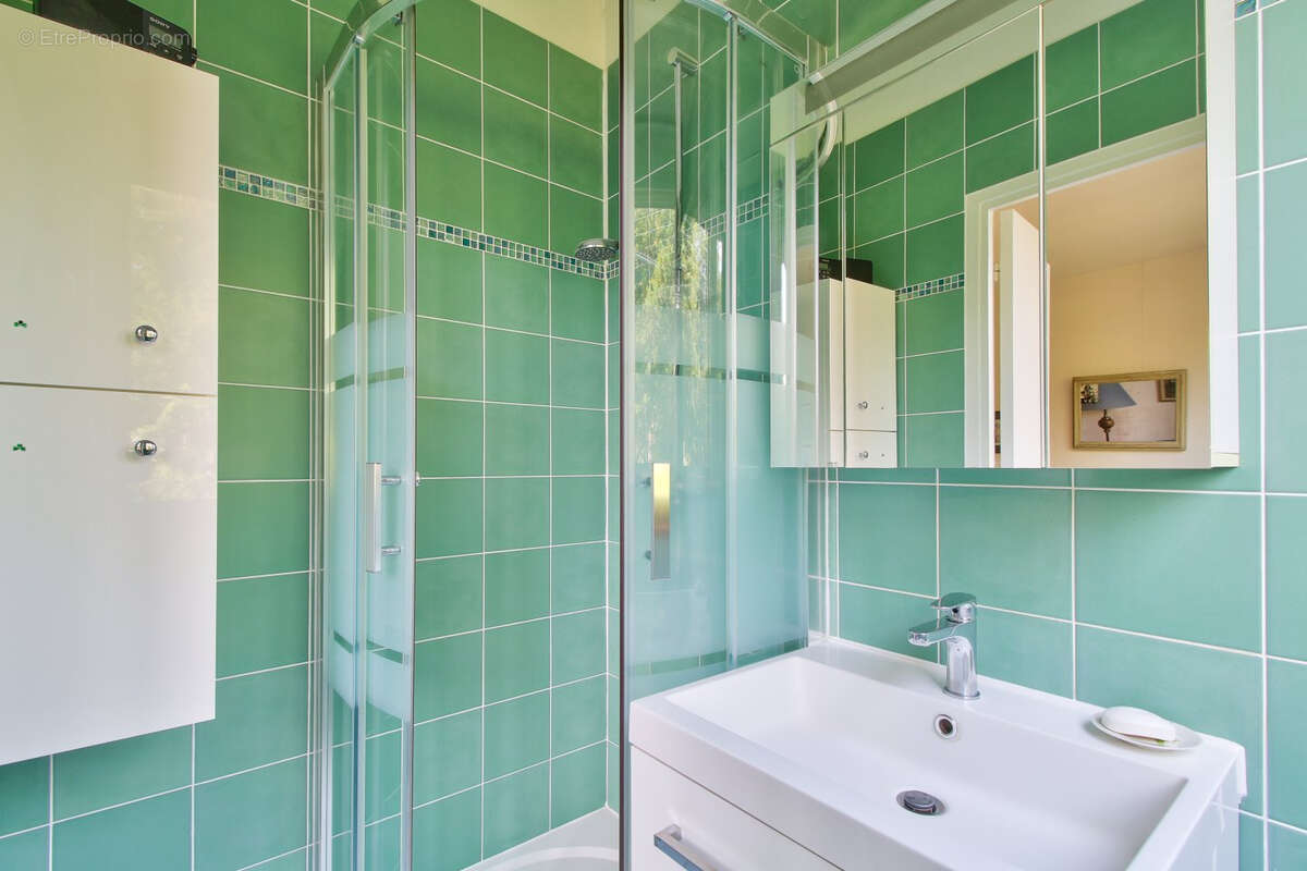 Appartement à VILLE-D&#039;AVRAY