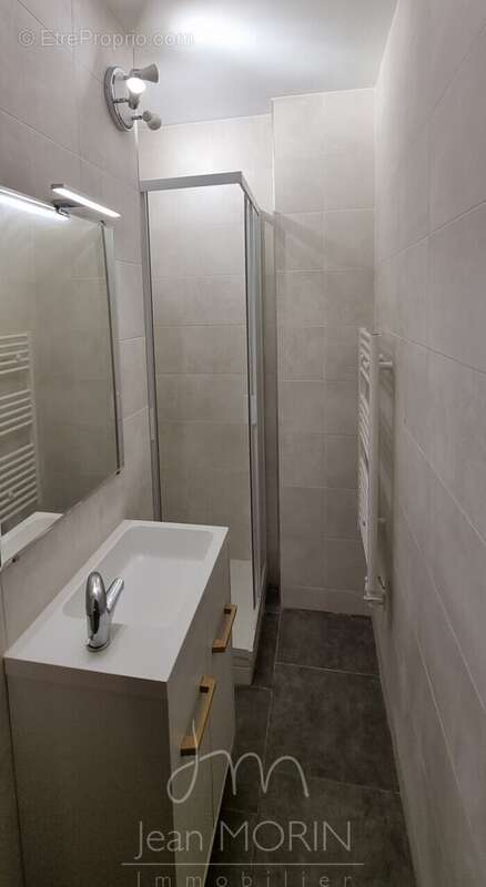 Appartement à LIVRON-SUR-DROME