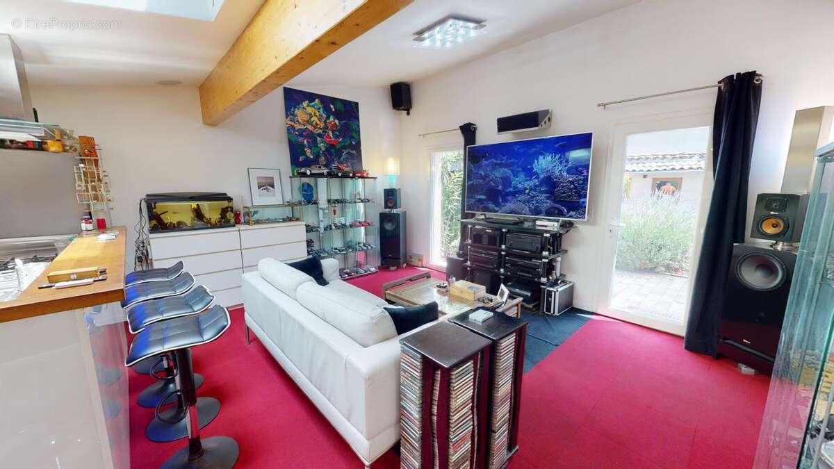 Maison à FONTAINES-SUR-SAONE