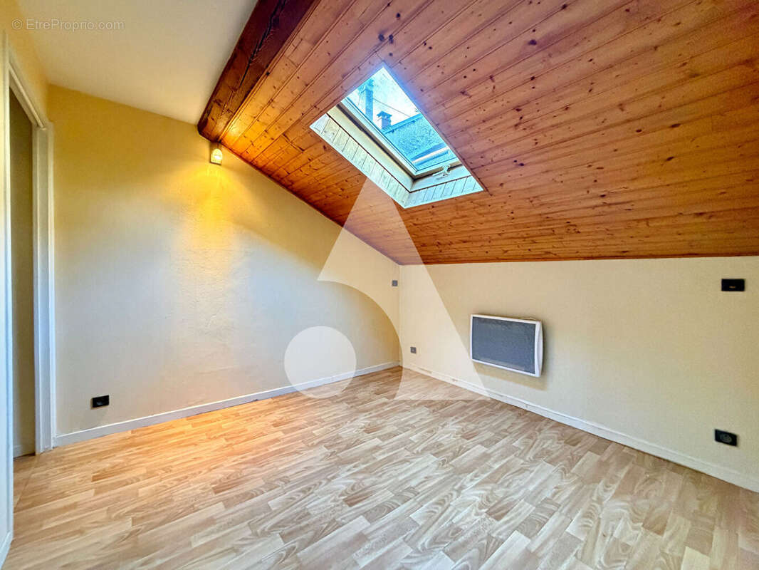 Appartement à AIX-LES-BAINS