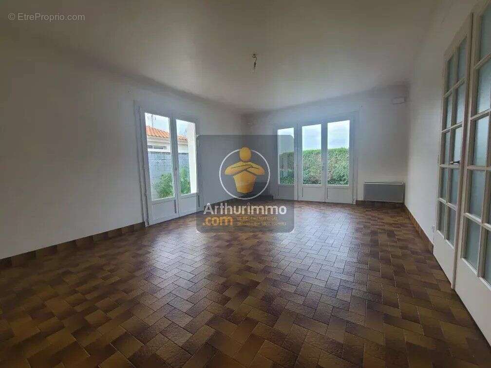 Maison à BEAUVOIR-SUR-MER